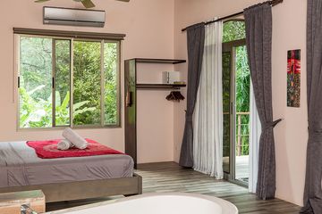 B&B Jardín de los Monos Deluxesuite Bett Vorhang