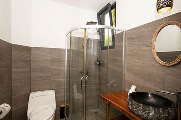 Hotel Yuli Superiorzimmer King Badezimmer