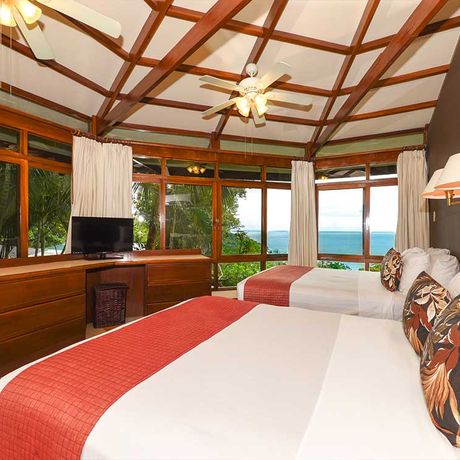 Blick in das Schlafzimmer des Bungalow Tulemar im Ferienhaus Tulemar Resort