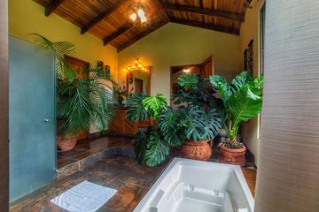 La Finca Lodge Familienvilla Badezimmer