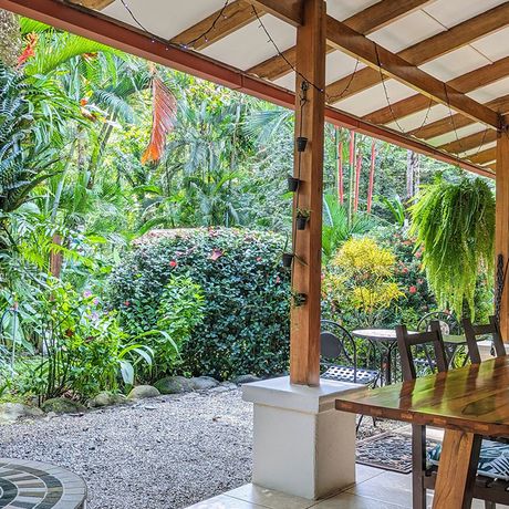 B&B Jardín de los Monos Tisch Blick auf einen Tisch