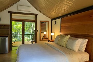 Arenal Glamping Honeymoon Zelt
