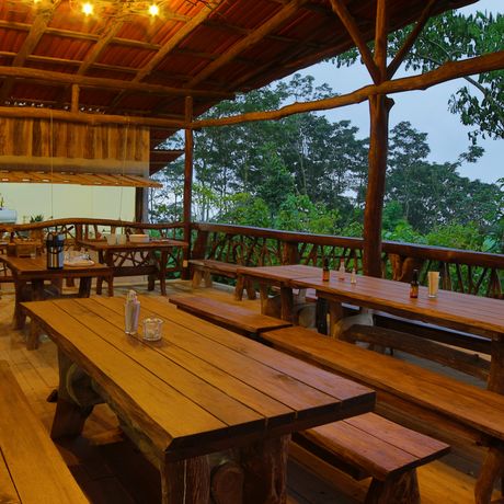 La Tigra Rainforest Lodge Galerie Blick ins Restaurant