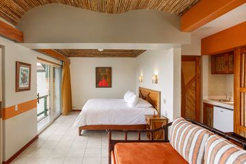 Resort Si Como No Honeymoon Suite