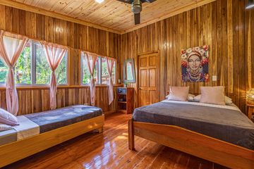 Las Caletas Lodge Standardzimmer Iguana