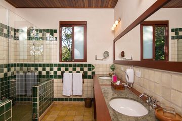 Finca Rosa Blanca Suite Badezimmer Waschbecken