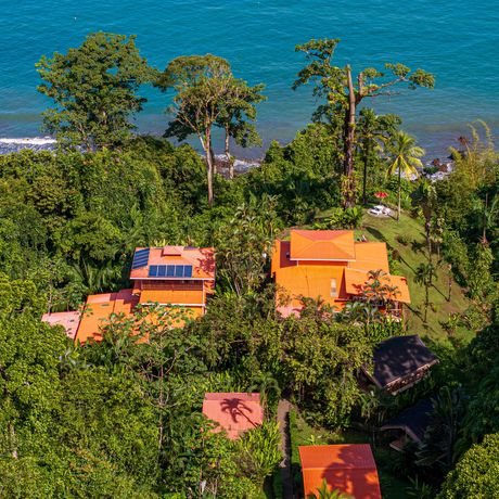Las Caletas Lodge Galerie Vogelperspektive auf Lodge und Pazifik