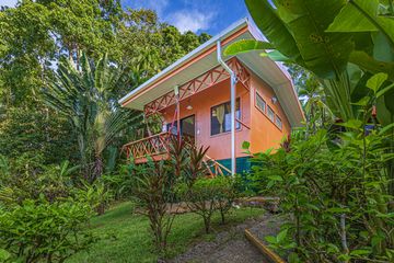 Las Caletas Lodge Suite Mariposa