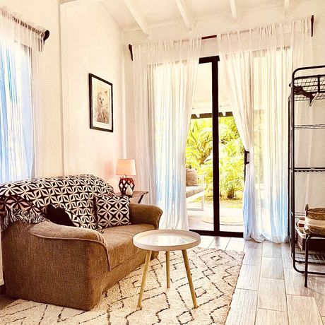 Hotel La Prometida Casa Marea Seitenansicht Wohnbereich mit Sofa