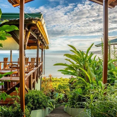 Ausblick auf Restaurant und Treppen