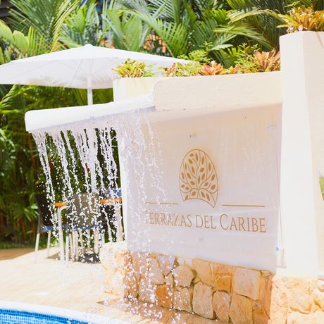 Terrazas del Caribe Galerie Blick auf Pool Wasserfall