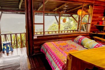 El Sol Chalet in the Sun