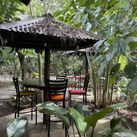 Ökolodge Arenal Oasis Galerie Blick auf Sitzgelegenheit