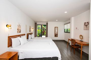 Hotel Yuli Familienzimmer Betten